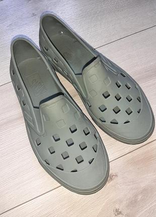 Vans us5 37p жіночі сліпони гума 23 см