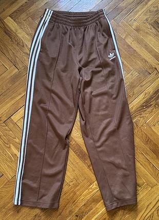 Штани adidas