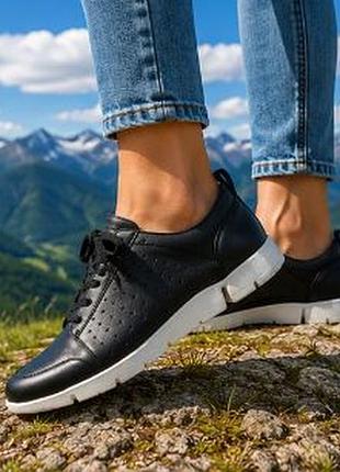 Р.36 clarks кожаные кроссовки оригинал