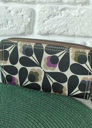Кошелек orla kiely с характерным узором цветов