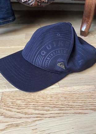 Оригінальна кепка quiksilver flexfit (розмір m-l)