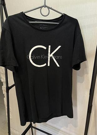 Футболка calvin klein