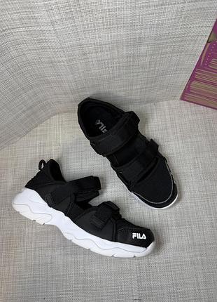 Літні кросівки на липучках сандалі fila ray sandal