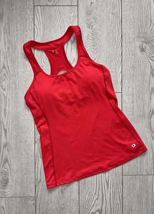 Яскрава спортивна майка з топом і чашками gap fit