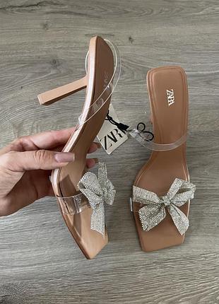 Zara босоніжки