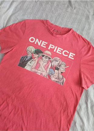 Футболка one piece