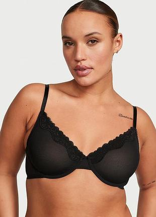 Бюстгальтер с кружевной отделкой victoria's secret