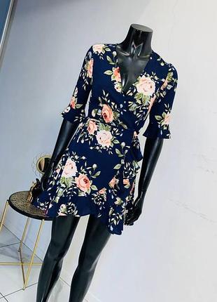 Темно-синее платье с цветочным принтом boohoo (р. uk 8 / eu 36)