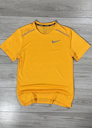 Спортивная футболка найк ранинг nike running yellow style dri-fit, s, оригинал