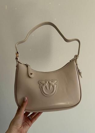 Сумка pinko half moon bag simply cream with leather buckle