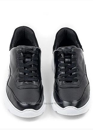 Р. 37 clarks жіночі шкіряні кросівки оригінал