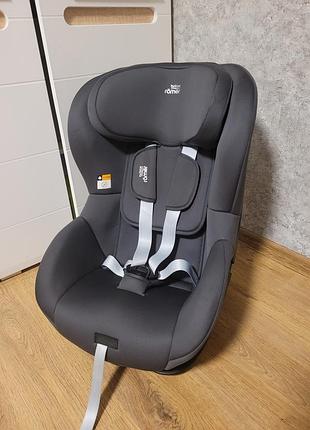 Продам автокрісло britax-romer king pro midnight grey 9-20кг
від 1року до 4років