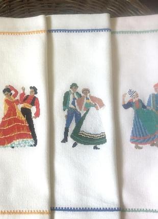 Микро вышивка petit point -винтажные салфетки 3 штуки -50х32 см