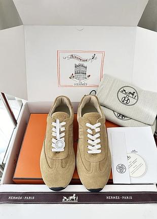 Жіночі кросівки hermes master