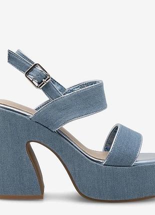Жіночі джинсові босоніжки justfab 41р 26см на масивному підборі