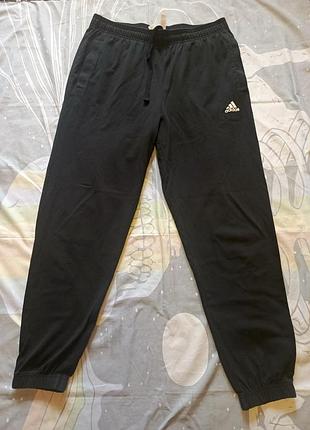 Штаны спортивные adidas. размер l(48)