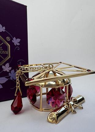Фигурка с камнями swarovski шапка магистра 5х5х3 см 1601865
