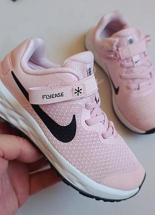 Оригинальные nike р28.5 длина стельки по факту 19см