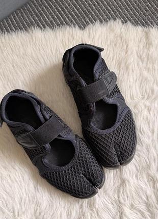 Nike tabi air rift 36 розмір табі