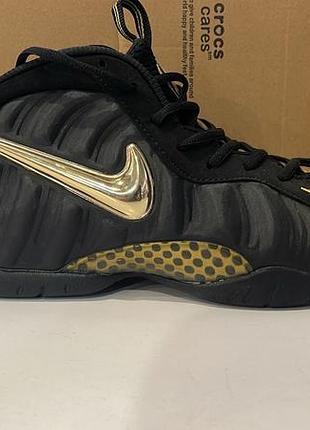 Nike кросівки