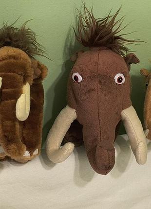 Vintage play by play - ice age- 30 см ,  ice age 2 -the meltdown , 2005 р. - 25 см , ice age 3 , 2009 р. - 22 см - мамонт менні