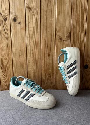 Шкіряні весняні літні стильні трендові кросівки кеди взуття adidas samba og
