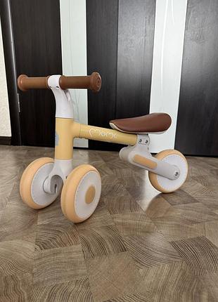 Біговел-каталка momi dex yellow (robi00071)