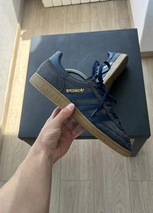 Кросівки adidas