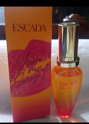 Escada yum me, sunny! оригінал .30мл.