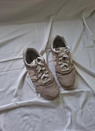 Замшевые кроссовки new balance 373