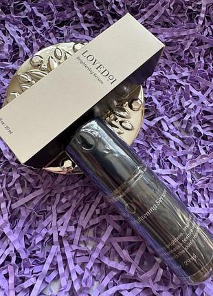 Осветляющая сыворотка с роликом для выравнивания тона и текстуры кожи loved01 brightening serum. оригинал, сша