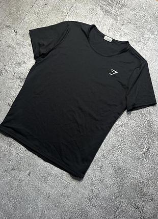 Чорна футболка gymshark