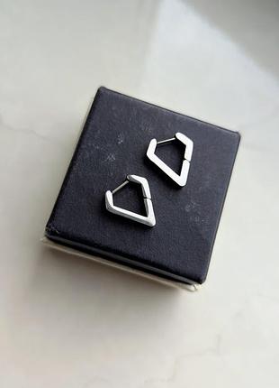 Середки silver smooth triangle 2