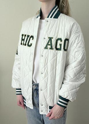 Бомбер білий спортивний varsity