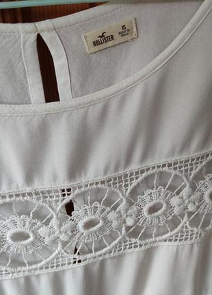 Білий топ hollister co з віскози