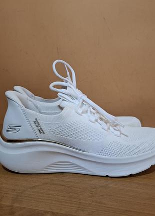 Женские фирменные кроссовки sketchers