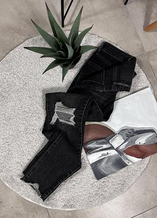 Джинси від levi’s