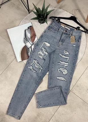 Джинси від levi’s