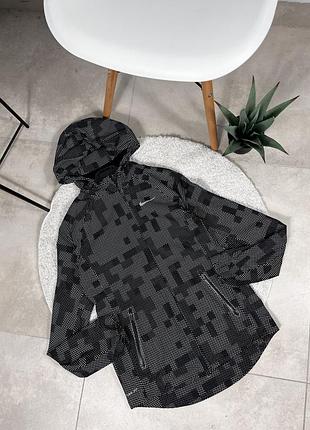 Вітровка від nike