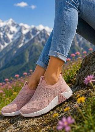 Р.38.5 сліпони skechers оригінал