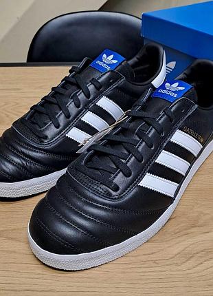 Оригинальные кожаные кроссовки adidas gazelle team / ii0004