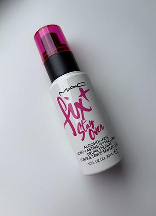 Спрей для фіксації макіяжу mac cosmetics fix+ stay over alcohol-free 24hr hydrating + multitasking setting spray