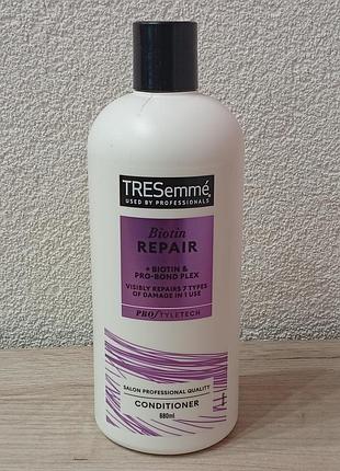 Восстанавливающий кондиционер tresemme biotin repair для сухих и поврежденных волос, объем 680 мл