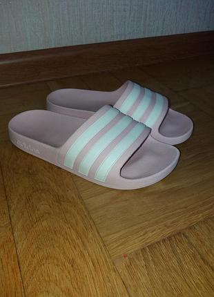 Шлепанцы, сланцы adidas 33-34 р. оригинал.