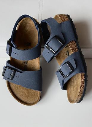Дитячі босоніжки birkenstock