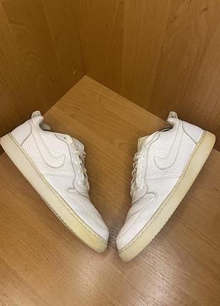 Кросівки nike court