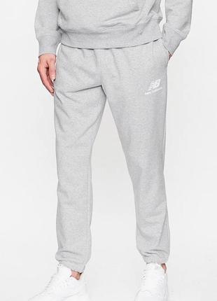 Штаны спортивные new balance. брюки мужские хлопок, джогеры. спортивки soft shell.  чоловічі спортивні штани, джогери сірого кольору, оригинал