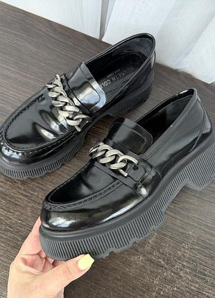 Жіночі шкіряні лофери kenneth cole new york