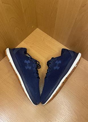 Кросівки under armour