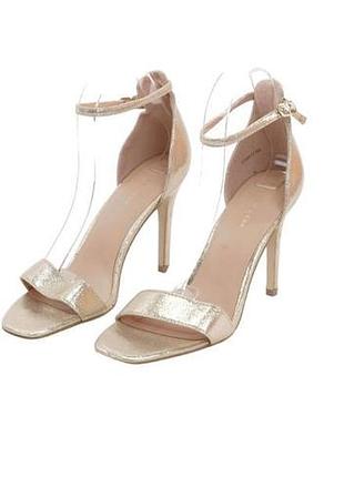 Босоножки new look 5739817*33 женск. золотистый 40 (155 080)